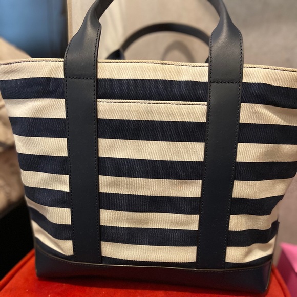Navy blue and white stripe Micheal Kors tote bag - Picture 2 of 4